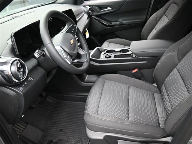 New 2026 Chevrolet Equinox LT w/ Safety and Technology Package image 8