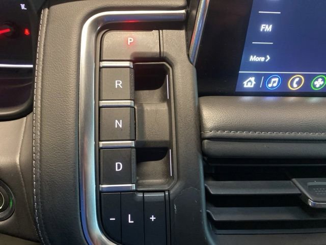 Used 2021 Chevrolet Suburban LS AWD/4WD image 17