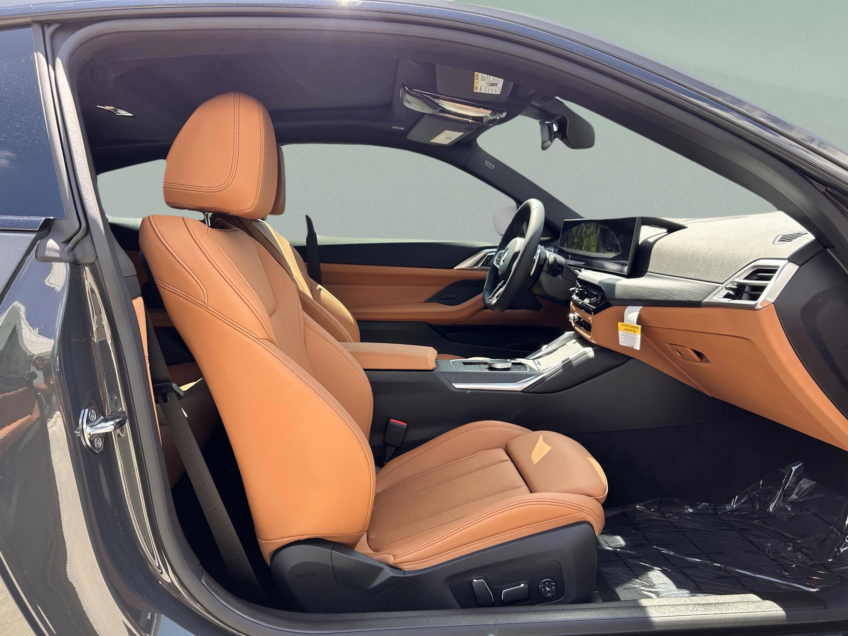 Used 2026 BMW 430i Coupe w/ M Sport Package RWD image 25