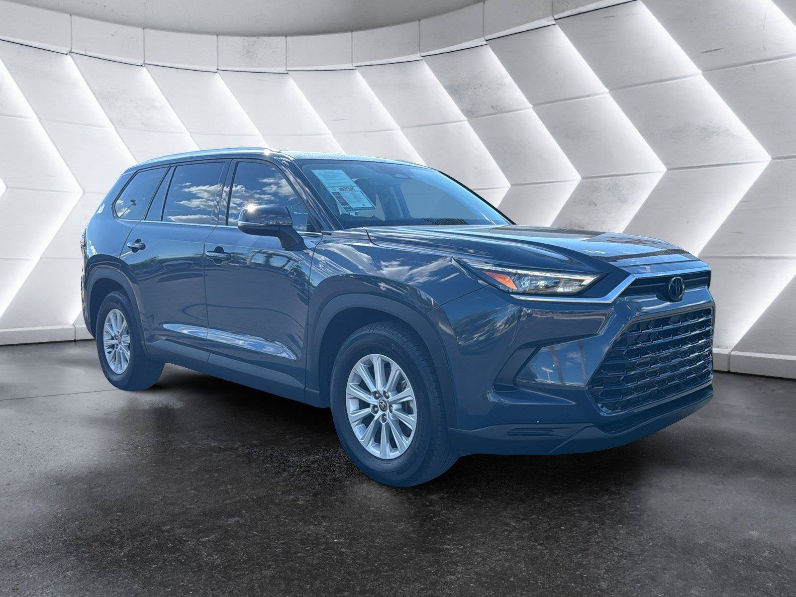 Used 2024 Toyota Grand Highlander FWD