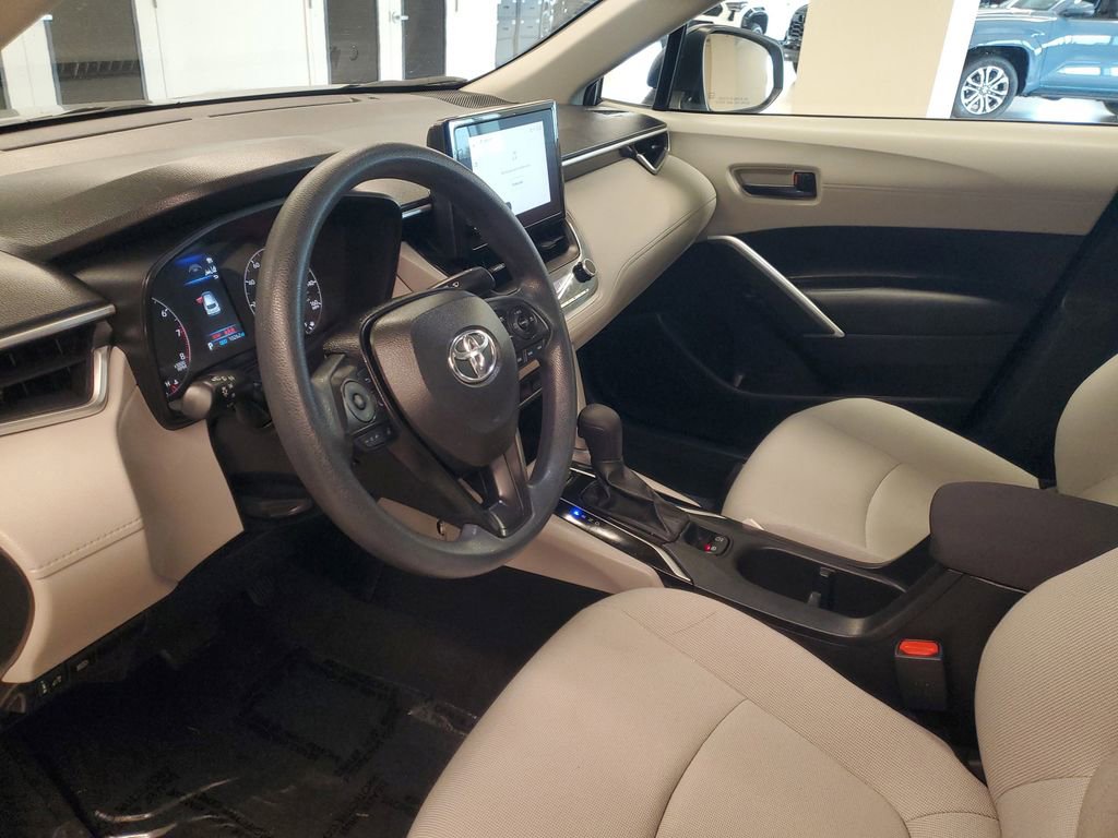 Used 2023 Toyota Corolla Cross L image 15