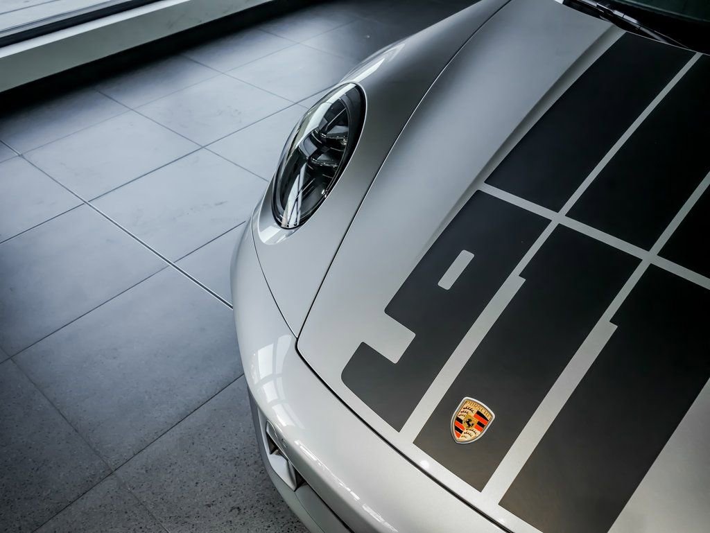 Used 2026 Porsche 911 Carrera GTS RWD image 32