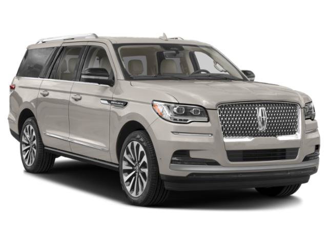 Used 2022 Lincoln Navigator L Reserve w/ Monochromatic Package RWD image 9