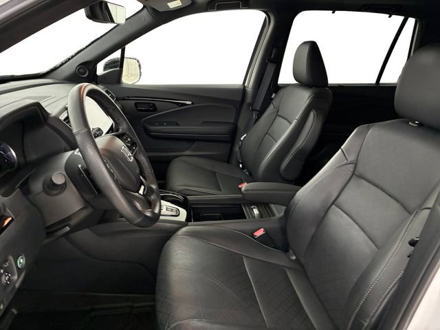 Used 2023 Honda Passport Elite image 12