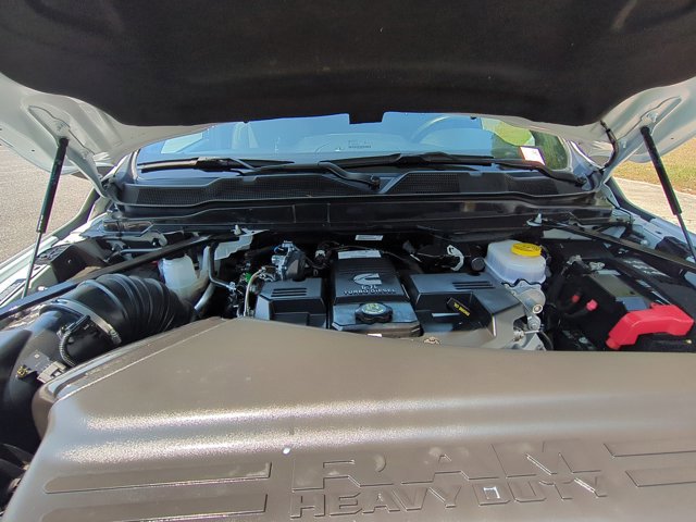Used 2024 RAM 2500 Tradesman w/ Chrome Appearance Group AWD/4WD image 24