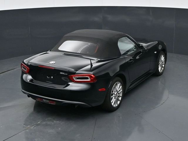 Used 2018 FIAT 124 Spider Classica w/ Technology Group RWD image 17
