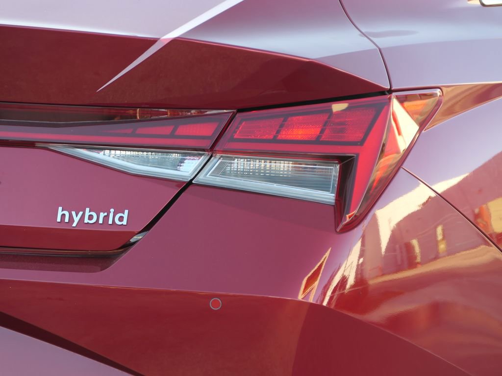 Certified 2023 Hyundai Elantra Limited image 3