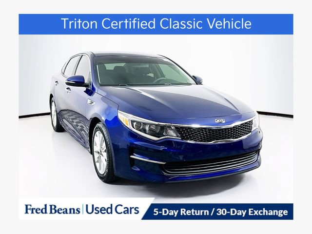 Used 2018 Kia Optima LX w/ 17" Alloy Wheels Package image 1