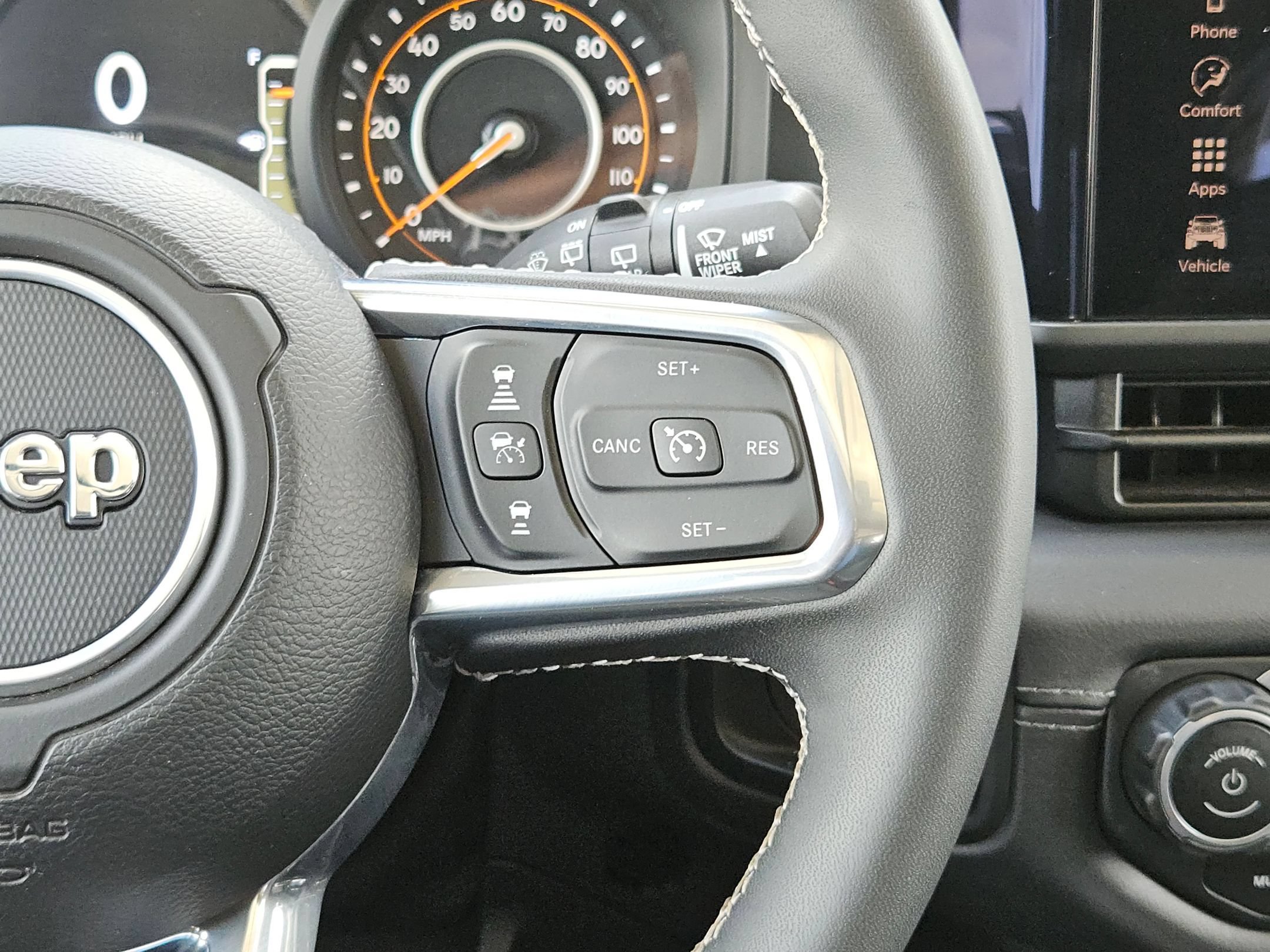Used 2025 Jeep Wrangler Unlimited Sahara AWD/4WD image 22