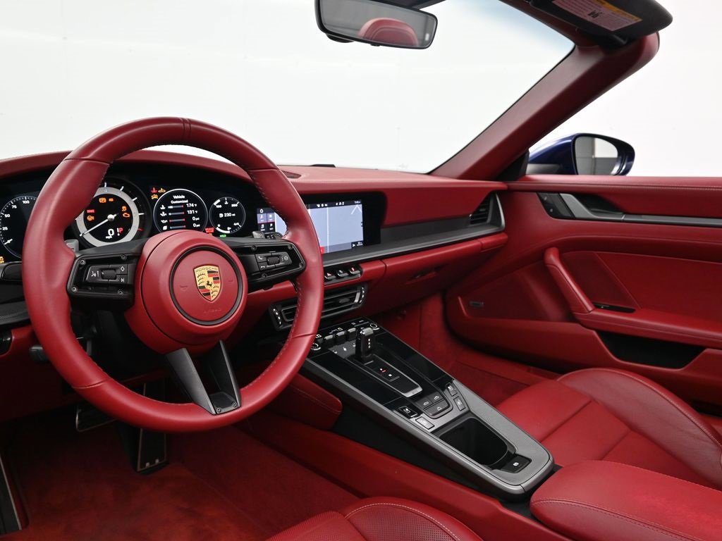 Used 2021 Porsche 911 Carrera S image 4