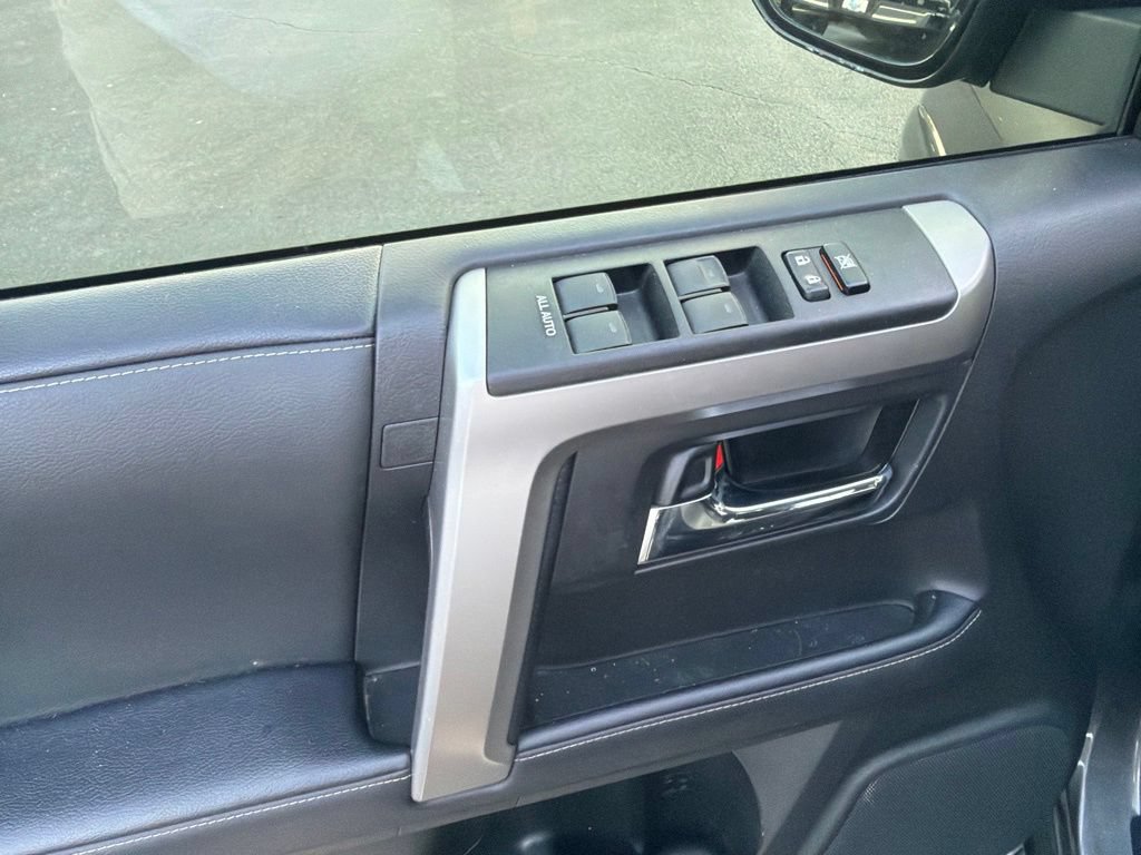 Used 2022 Toyota 4Runner SR5 Premium w/ Moonroof Package RWD image 6
