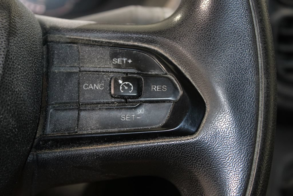 Used 2023 RAM ProMaster 2500 FWD image 27