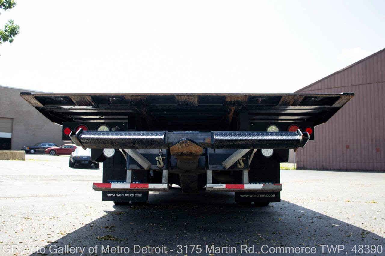 Used 2024 RAM 5500 SLT w/ Quick Order Package 2YG SLT AWD/4WD image 18
