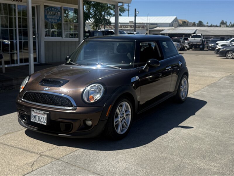 Used 2011 MINI Cooper S FWD image 1