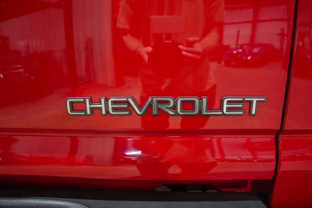 Used 2002 Chevrolet Silverado 1500 LS w/ Off-Road Chassis Pkg AWD/4WD image 24
