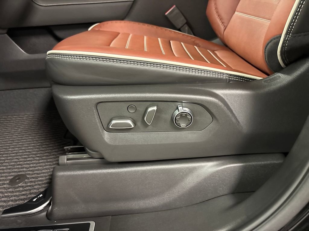 New 2026 GMC Sierra 2500 Denali Ultimate w/ Max Trailering Package image 30