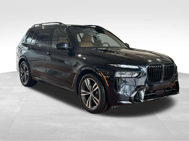 New 2026 BMW X7 xDrive40i w/ M Sport Package