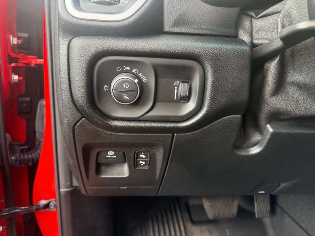 Used 2021 RAM 1500 Big Horn AWD/4WD image 15