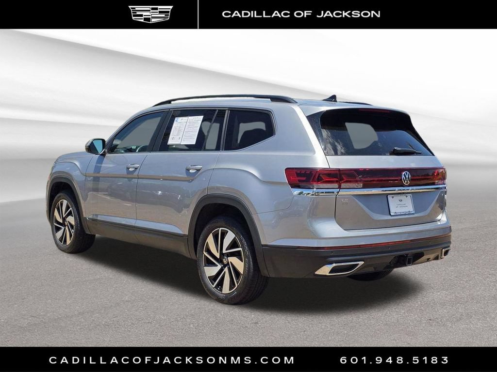 Used 2025 Volkswagen Atlas SE FWD image 6