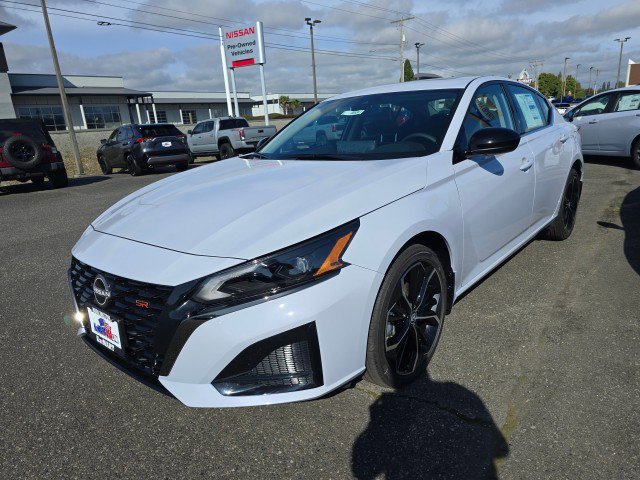 New 2025 Nissan Altima 2.5 SR w/ SR Premium Package image 8