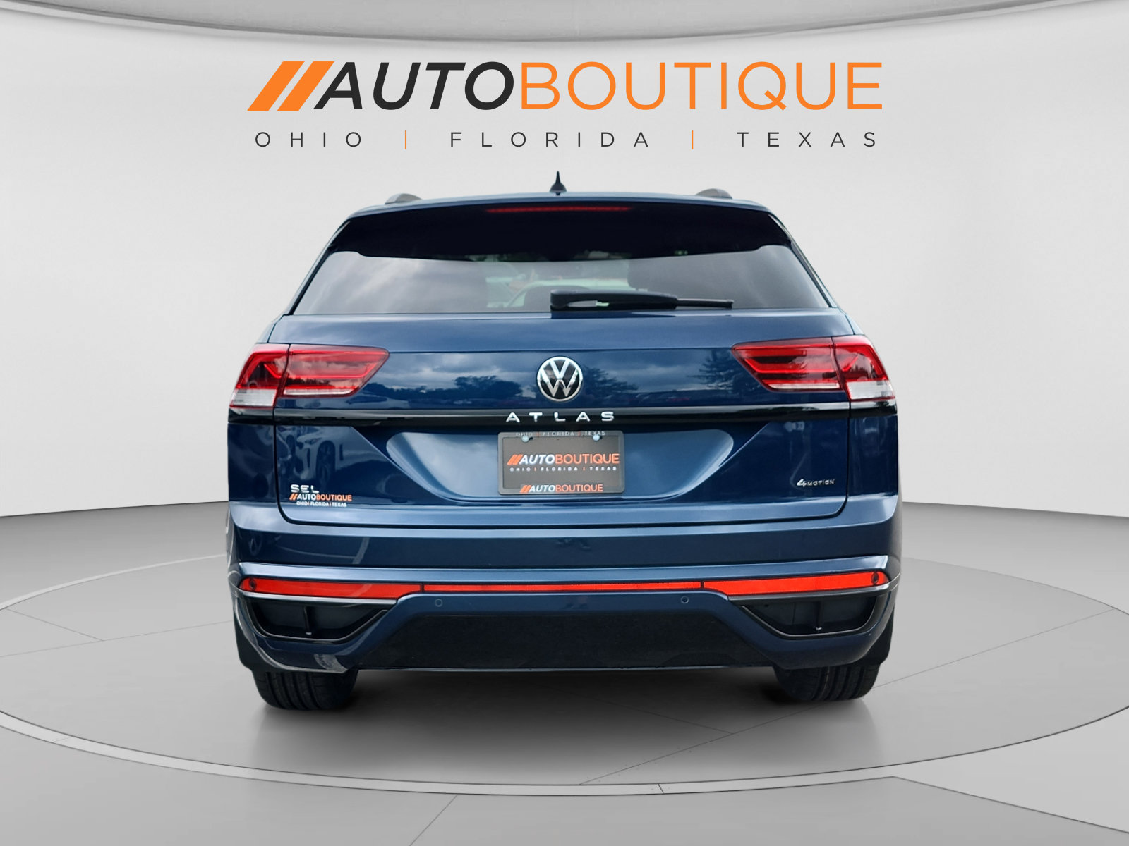 Used 2023 Volkswagen Atlas Cross Sport SEL R-Line AWD/4WD image 4