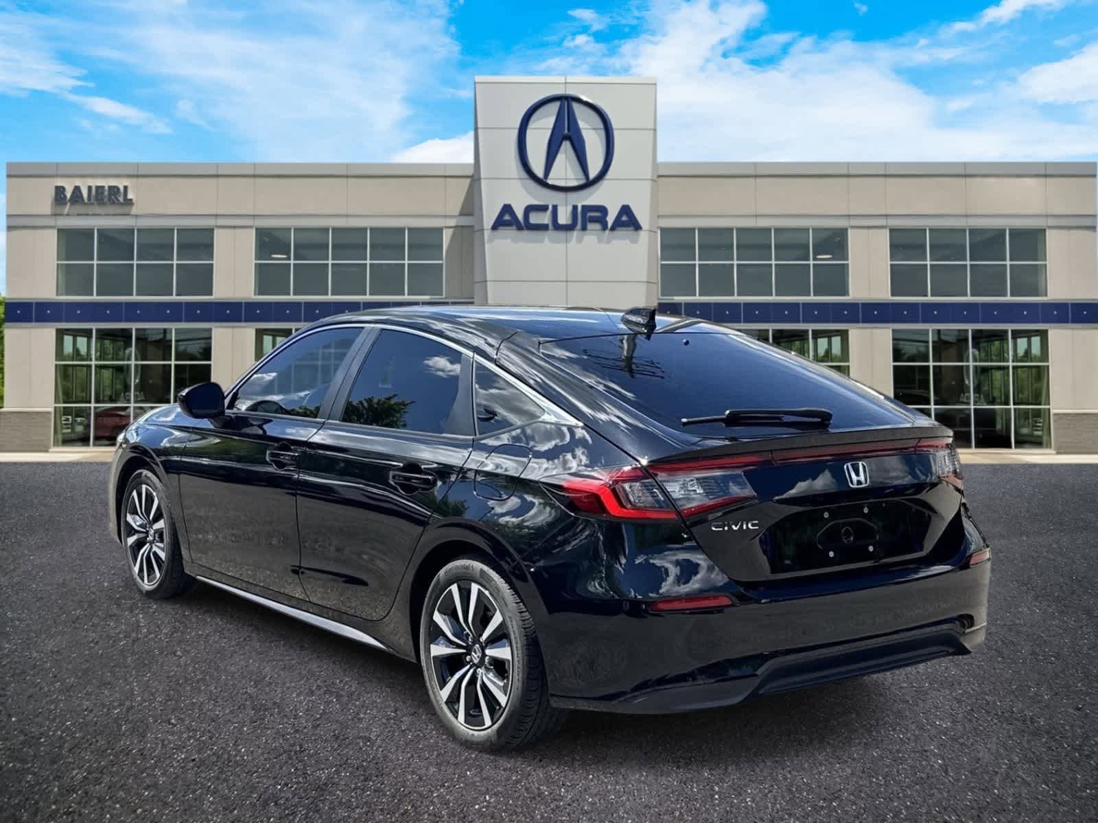Used 2023 Honda Civic EX-L image 3