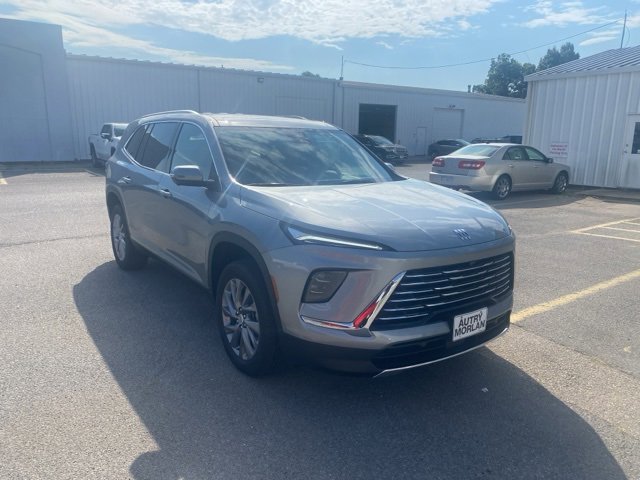 New 2026 Buick Enclave Preferred w/ Power Package image 8