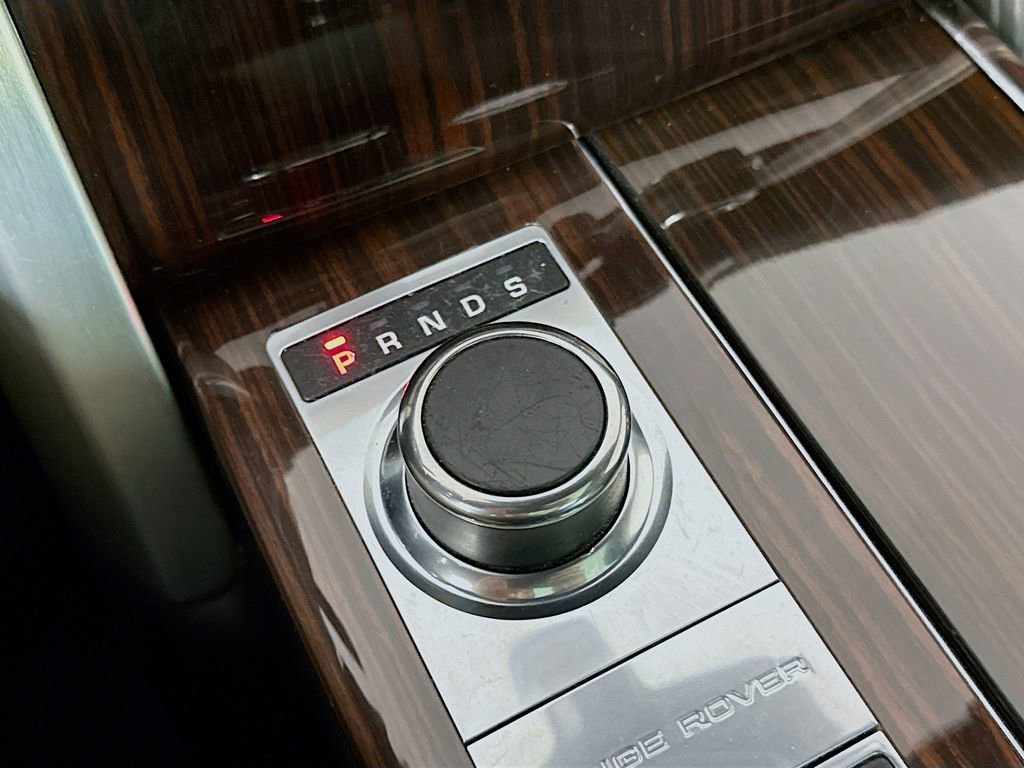 Used 2014 Land Rover Range Rover Supercharged image 18