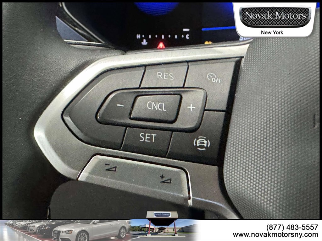 Used 2022 Volkswagen Taos SE image 17