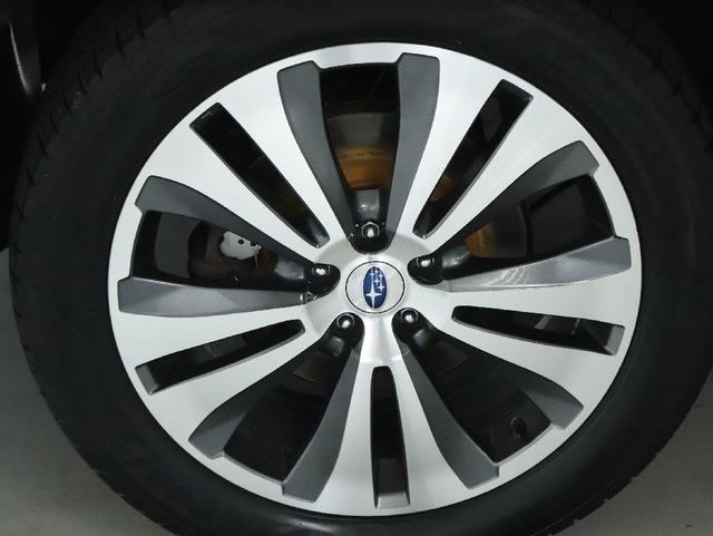 Used 2019 Subaru Ascent Limited w/ Popular Package #3 image 12