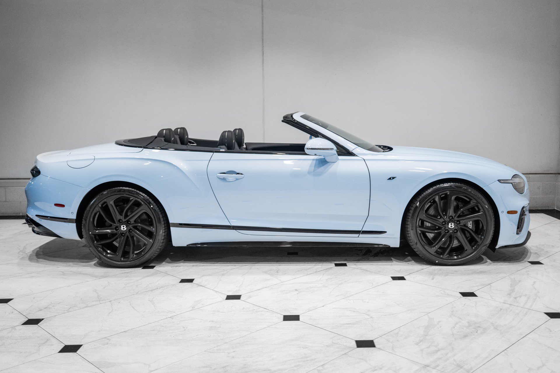 New 2026 Bentley Continental GTC AWD/4WD image 5