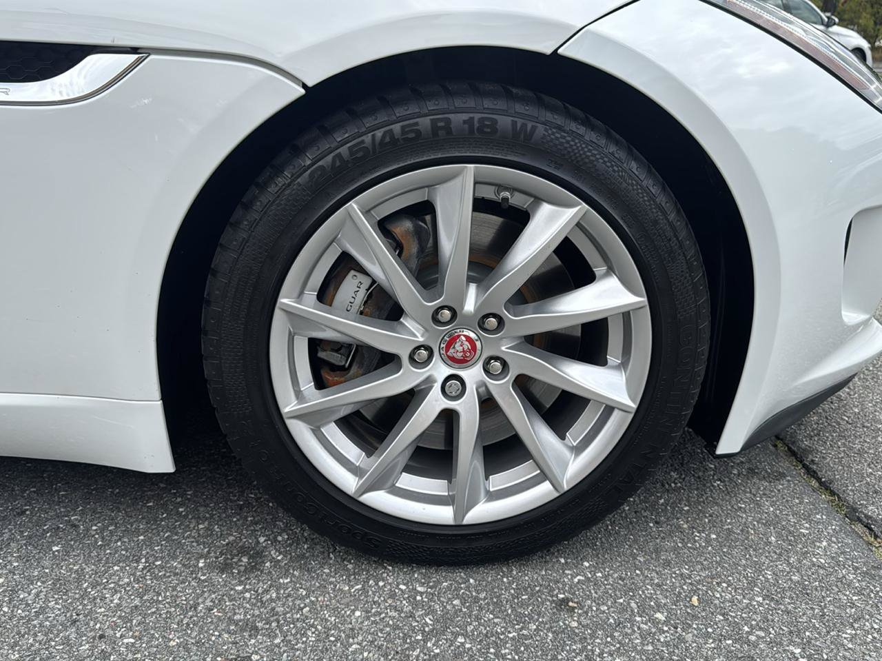 Used 2017 Jaguar F-TYPE Coupe RWD image 20