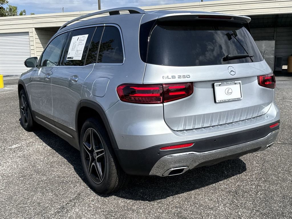 Used 2026 Mercedes-Benz GLB 250 image 10