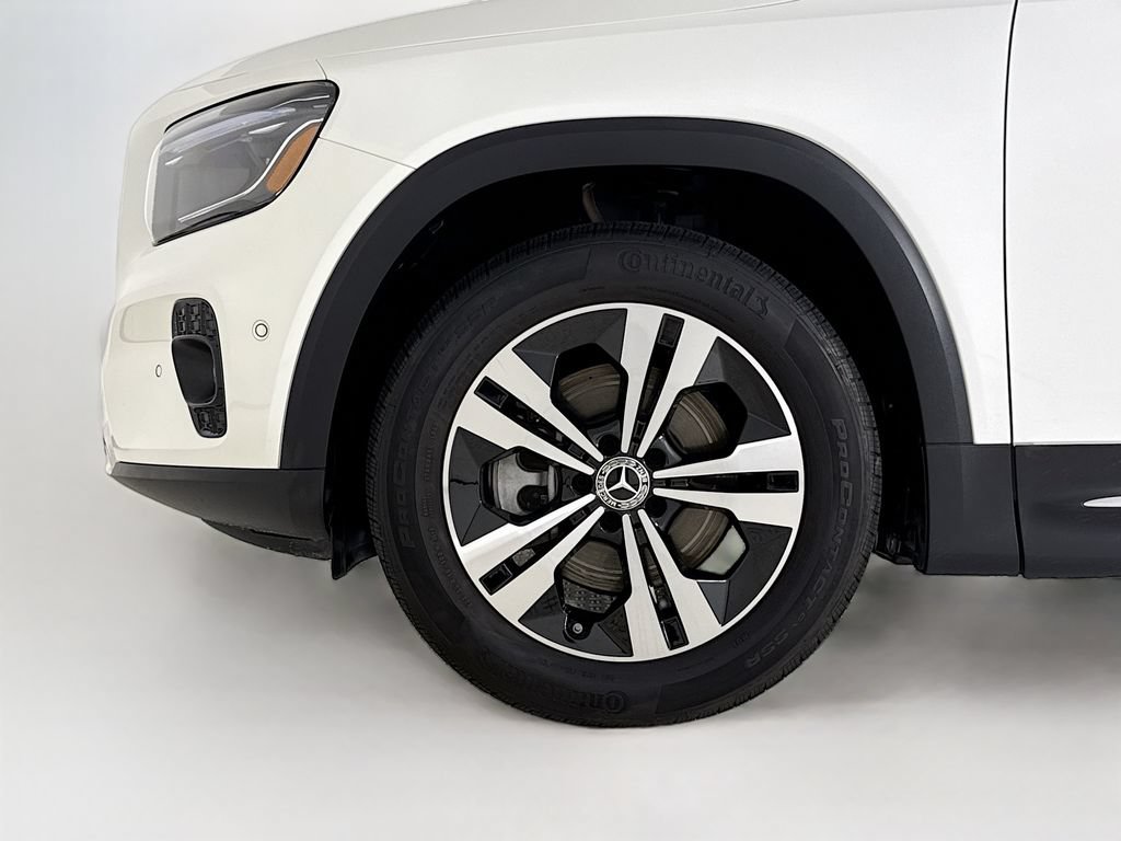 Used 2025 Mercedes-Benz GLB 250 image 28