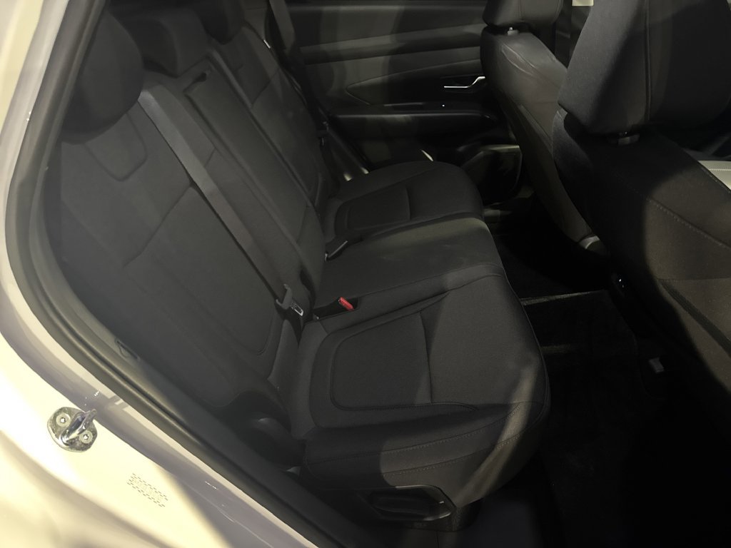 Used 2025 Hyundai Tucson SEL FWD image 15