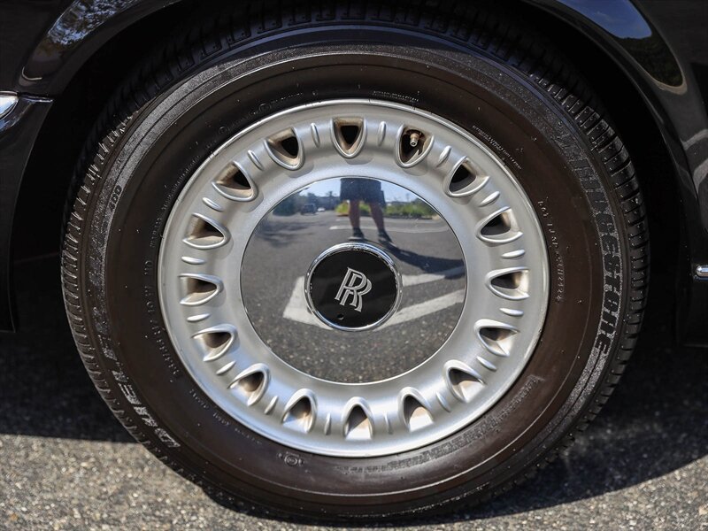 Used 2000 Rolls-Royce Corniche RWD image 18