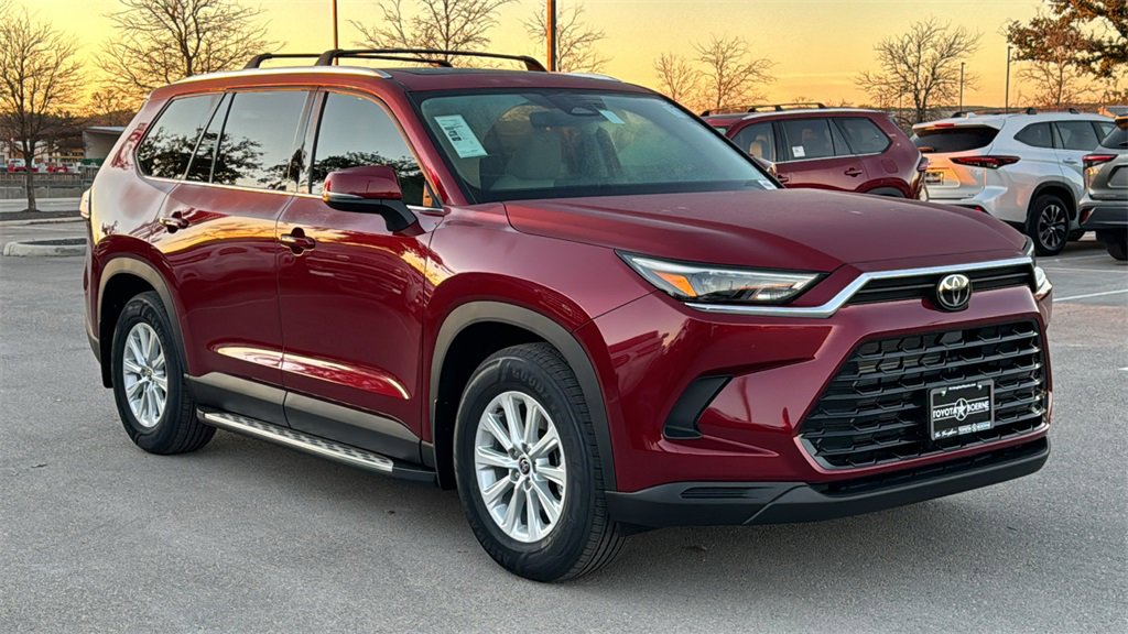 New 2026 Toyota Grand Highlander XLE image 3