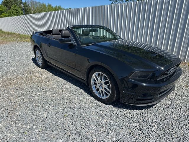 Used 2014 Ford Mustang Premium w/ Equipment Group 202A image 16