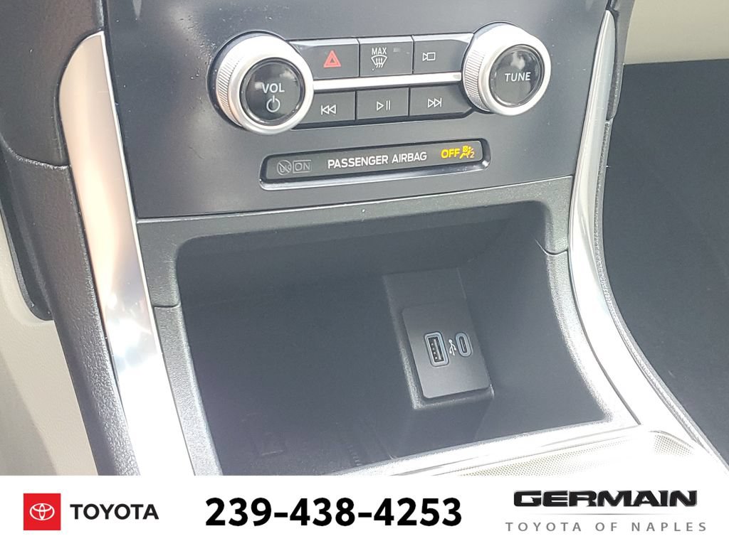 Used 2022 Ford Edge Titanium AWD/4WD image 33