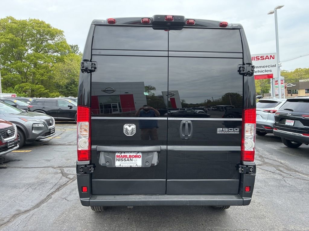 Used 2023 RAM ProMaster 2500 FWD image 6