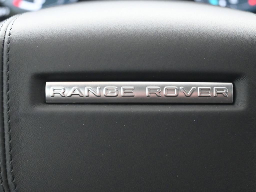 New 2025 Land Rover Range Rover Velar Dynamic SE AWD/4WD image 20