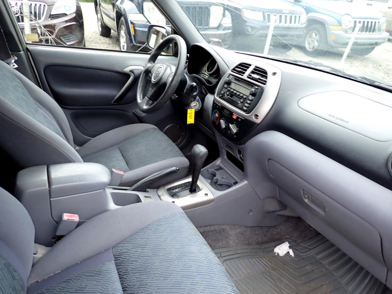 Used 2001 Toyota RAV4 4WD image 25