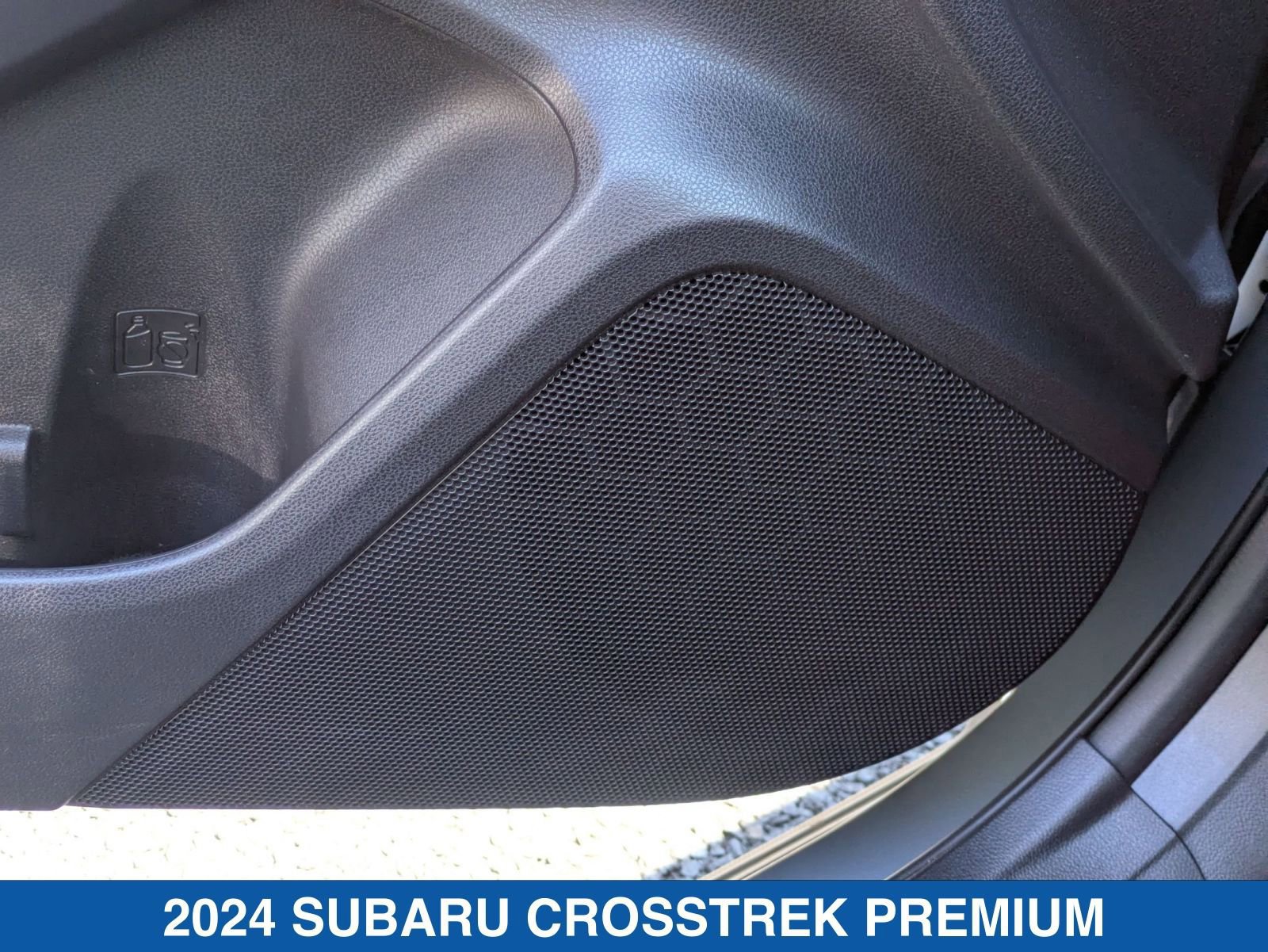 Used 2024 Subaru Crosstrek 2.0i Premium image 14
