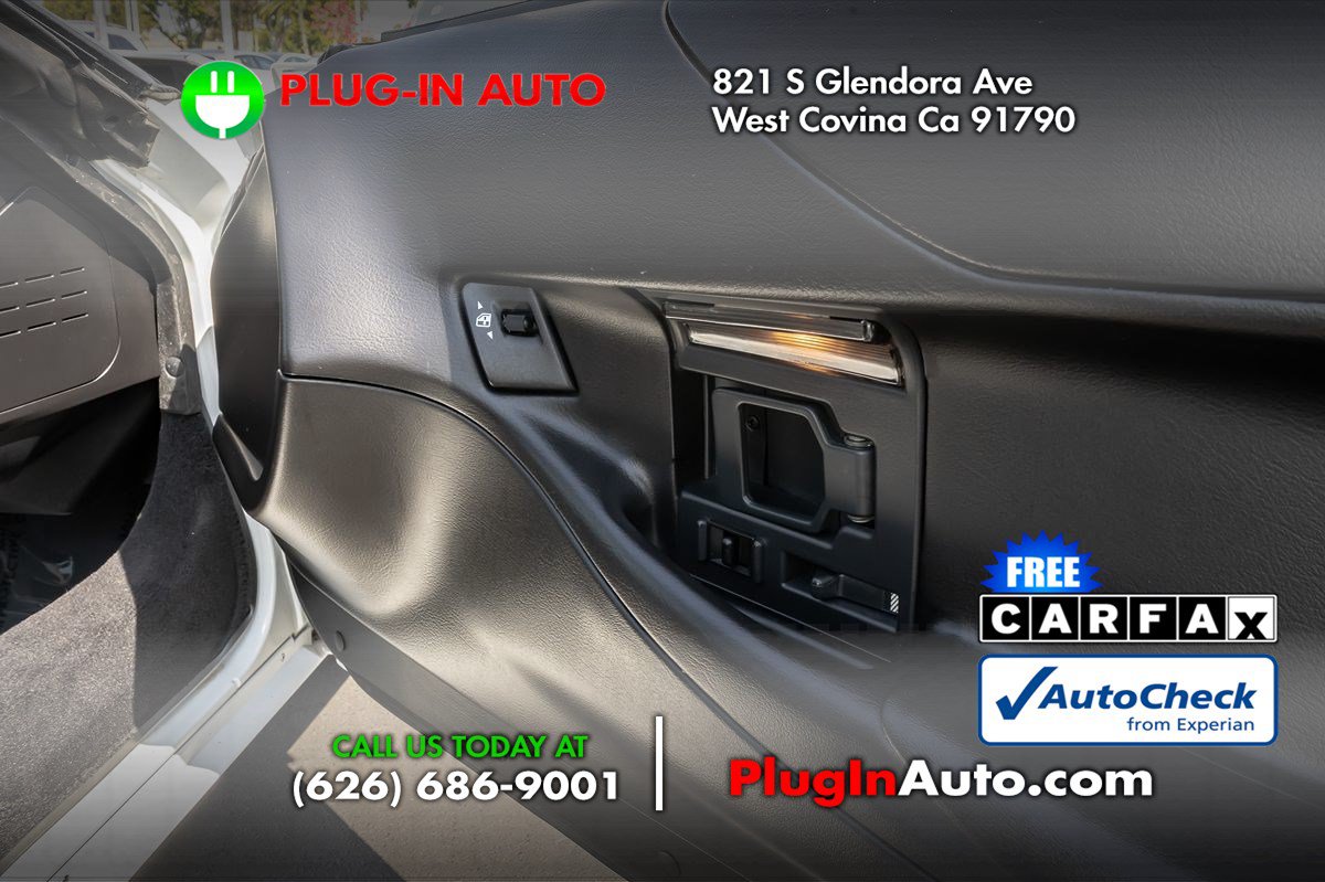 Used 1996 Chevrolet Corvette Coupe RWD image 17