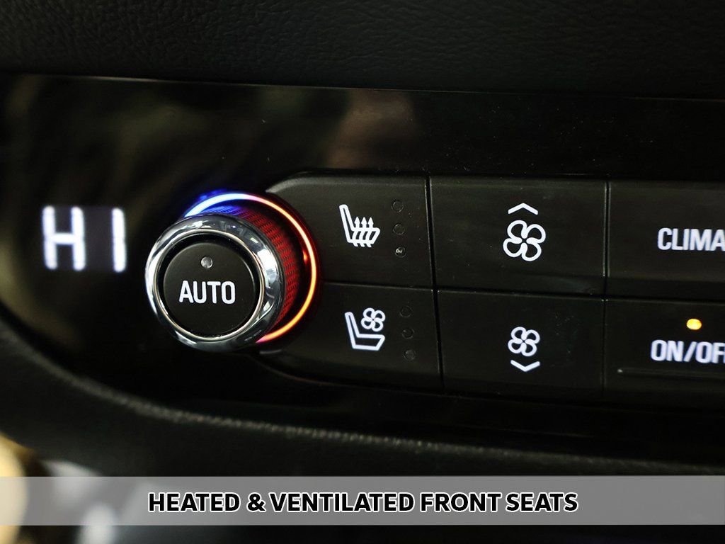 Used 2024 Buick Enclave Premium image 8