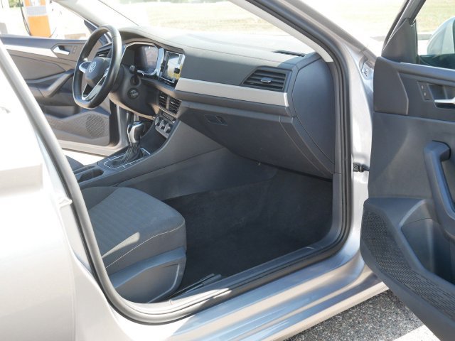 Certified 2024 Volkswagen Jetta S FWD image 19
