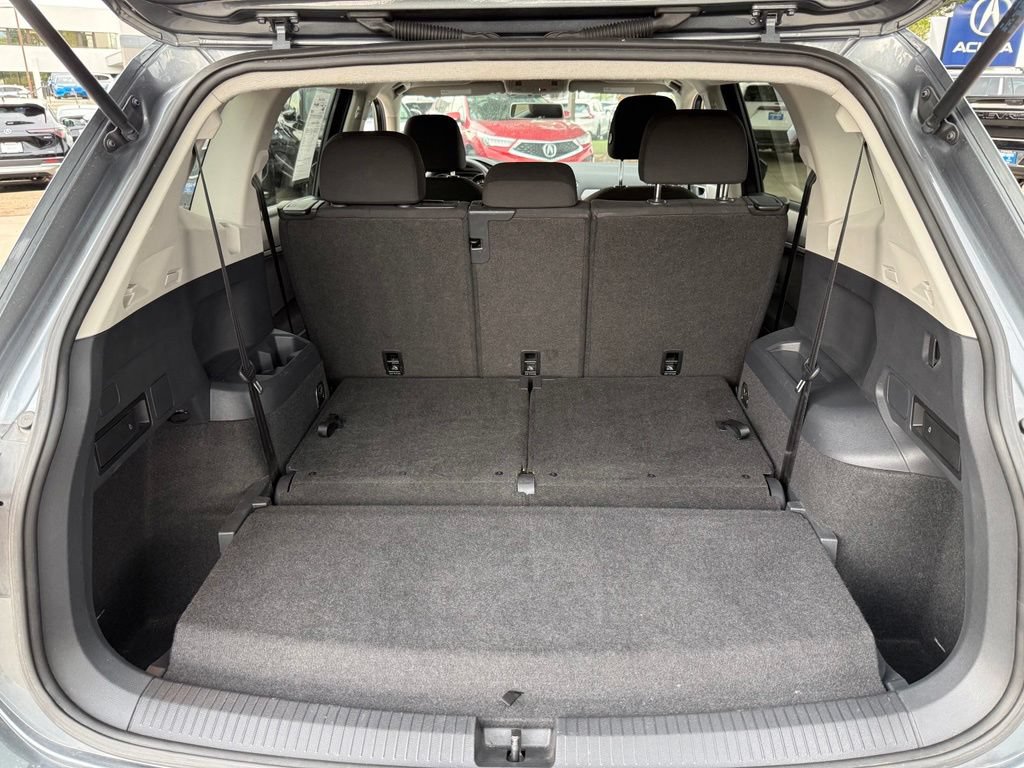 Used 2020 Volkswagen Tiguan S w/ 3rd Row Seat Package AWD/4WD image 15