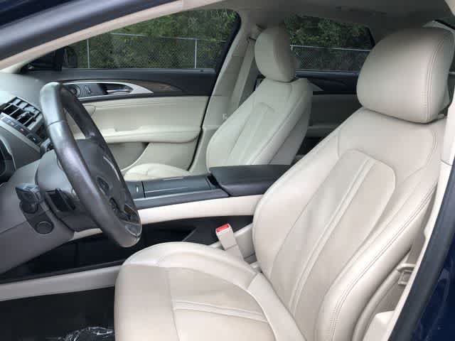 Used 2019 Lincoln MKZ Reserve FWD image 10