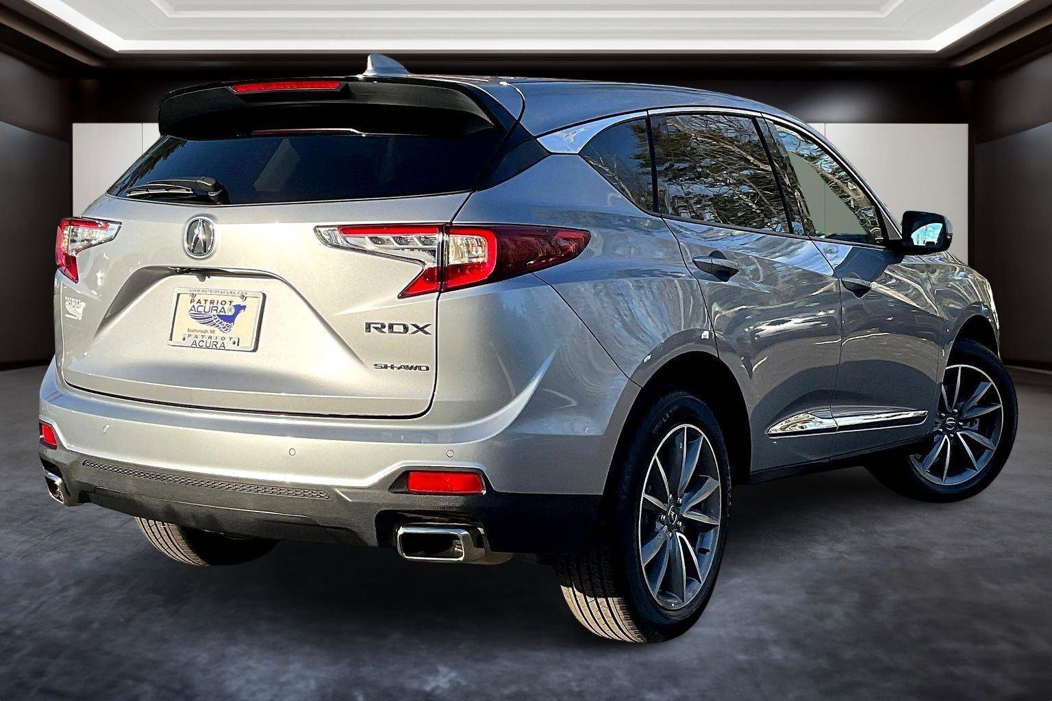 Certified 2024 Acura RDX w/ Technology Package image 2