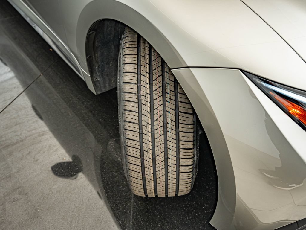 Used 2021 Lexus IS 350 F Sport w/ Dynamic Handling Package AWD/4WD image 45